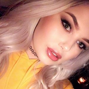 Meet your Posher, Claire